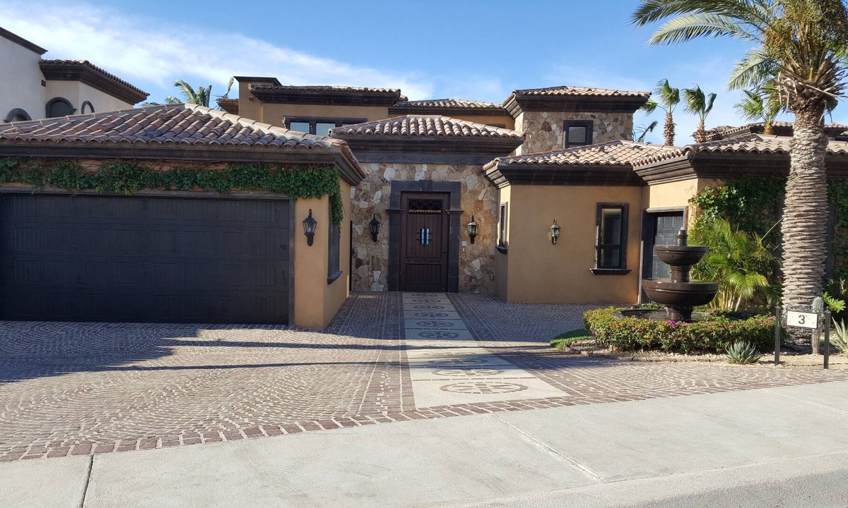 Marina Villa | Gorgeous Oceanfront Villa with Private pool