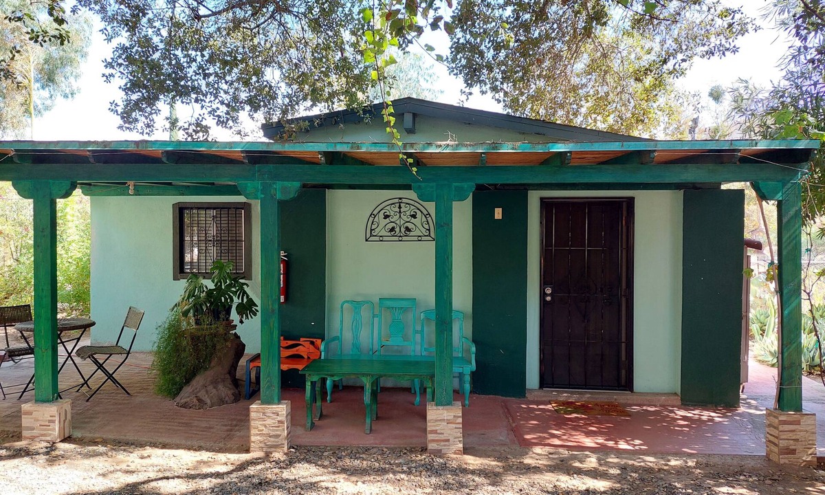 San Antonio de las Minas Cabin | Green Country House in San Antonio de las Minas BC