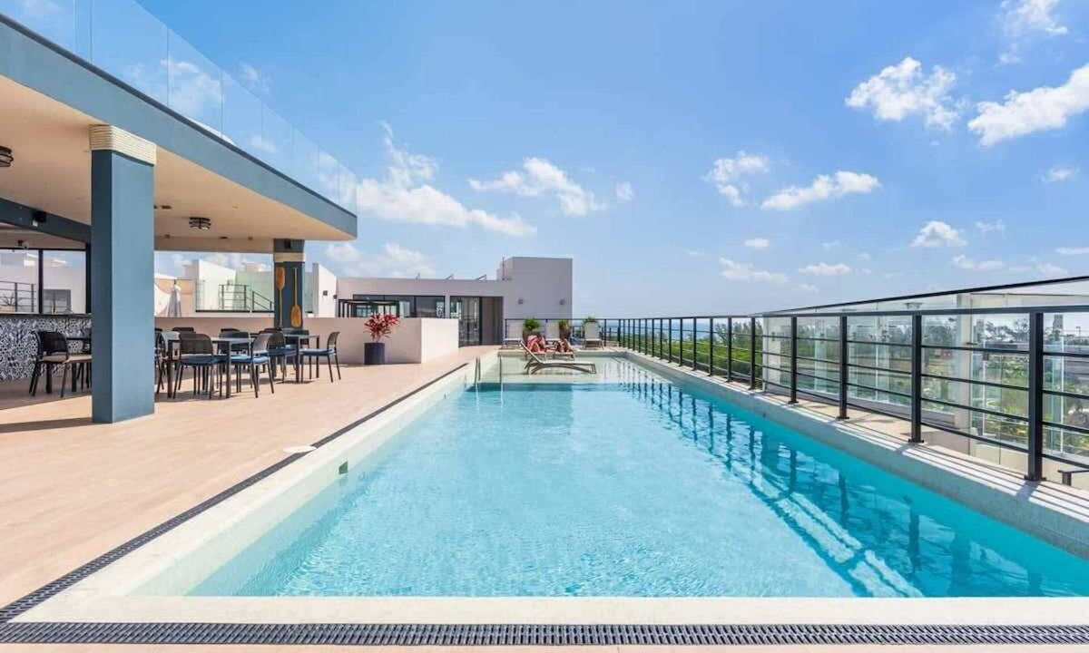 Zazil-ha Condo | Ground-Floor Studio w Rooftop Pool Near Beach