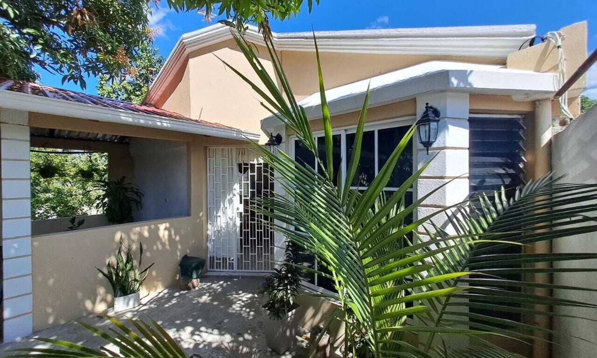 Flores Apartment | In the city center, 10 minutes walk from the island, it is full conford