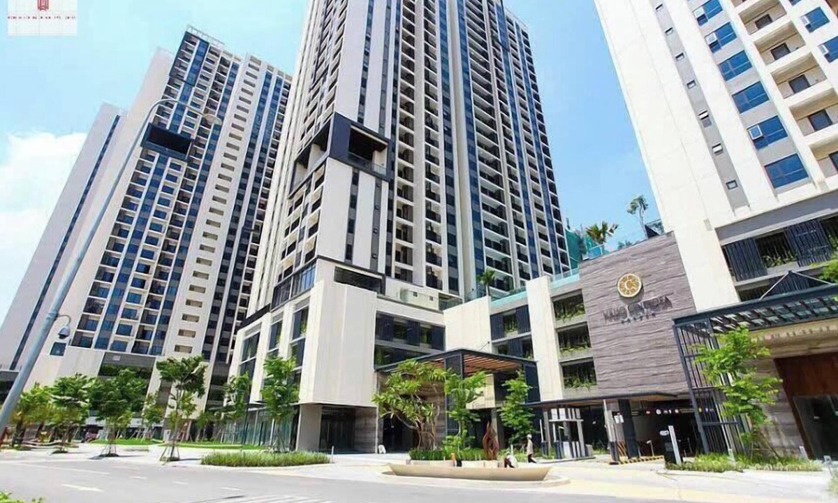 District 10 Apartment | HaDo Centrosa Crown Jewel Estate