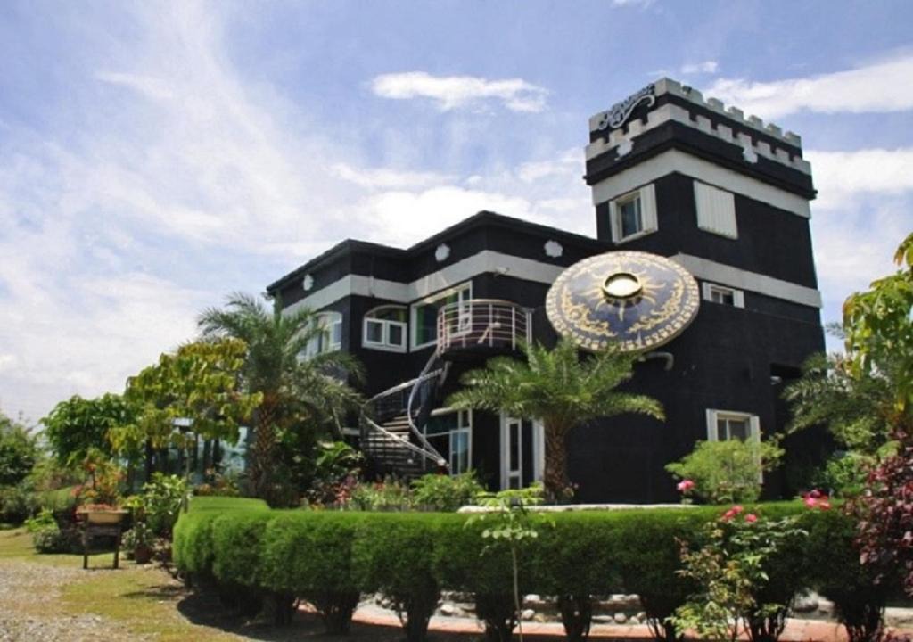 Shoufeng House | Happiness Homestay