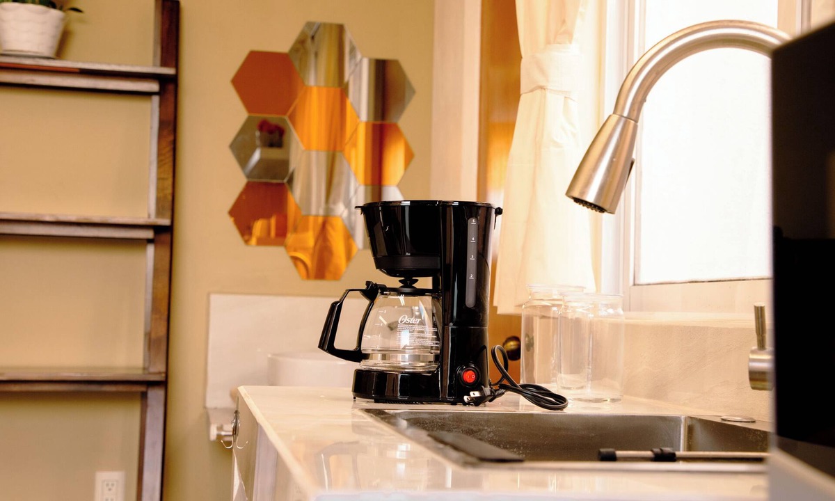 Morelia Bed & Breakfast | Happy Place, executive room. Close to downtown and exit to Patzcuaro.