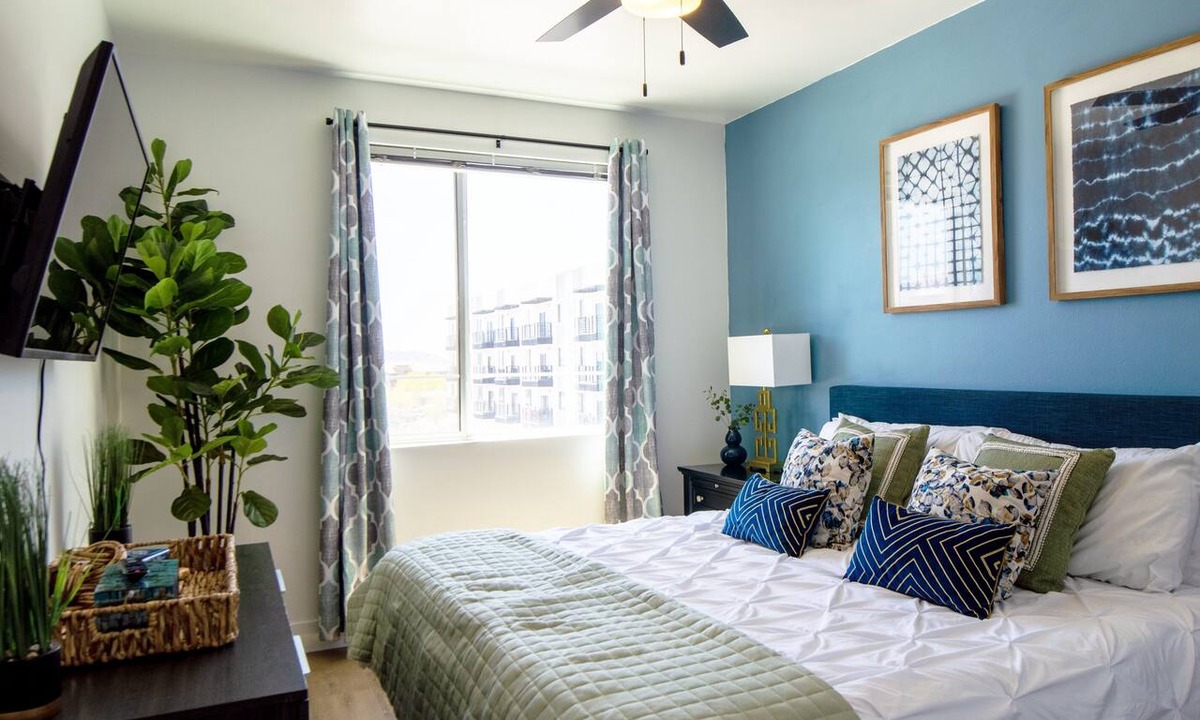 Desert View Village Apartment | Heated Pool | Rooftop Sunsets | King Bed | Near Golf