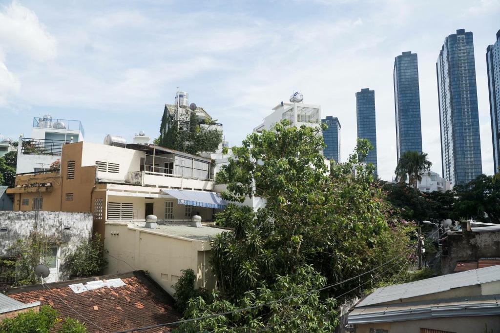 Hang Xanh Apartment | Helen Home