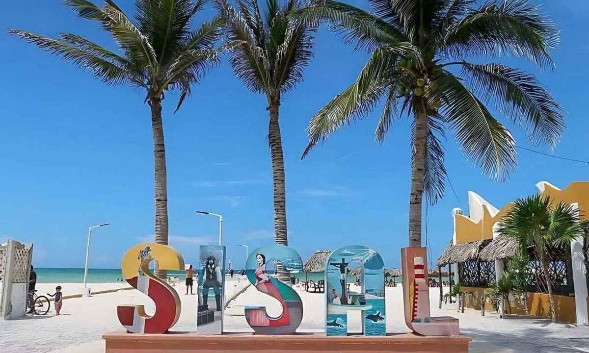 Sisal House | Historic Beachfront Home WHEELCHAIR ACCESSIBLE