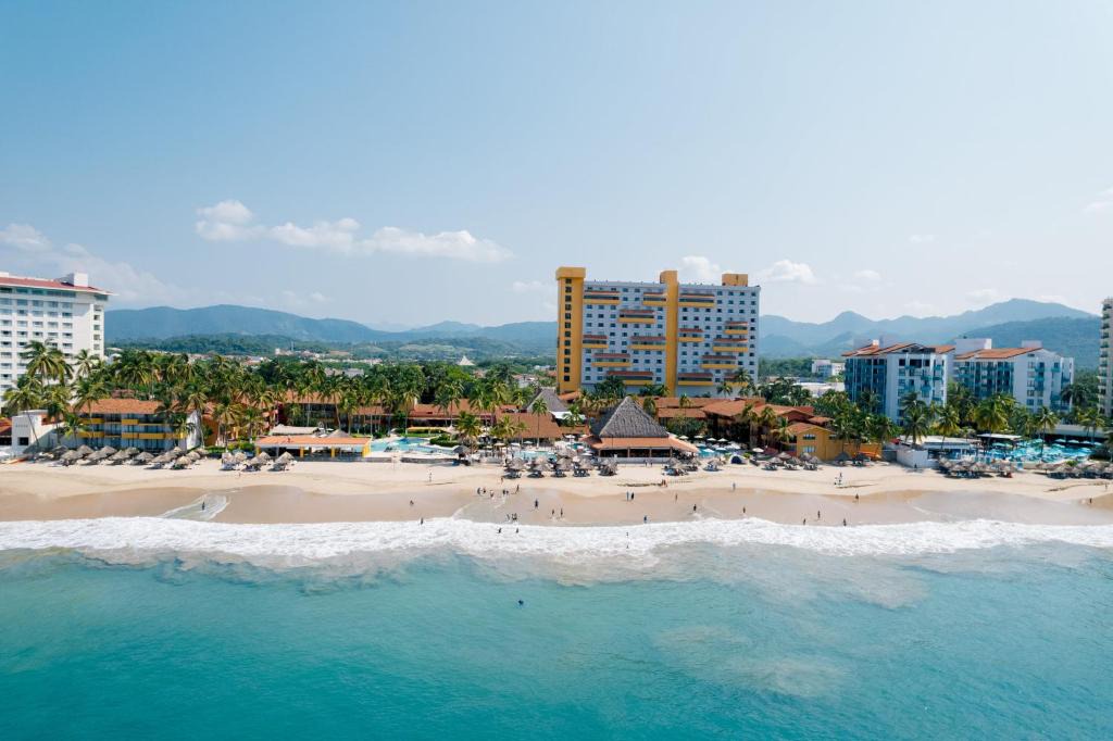 Ixtapa Resort | Holiday Inn Resort Ixtapa All-Inclusive by IHG