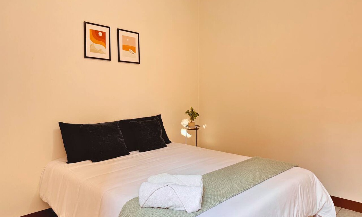 Oaxaca House | Home in Oaxaca—Perfect for Families | Sleeps 8 | 5 min from Downtown Oaxaca