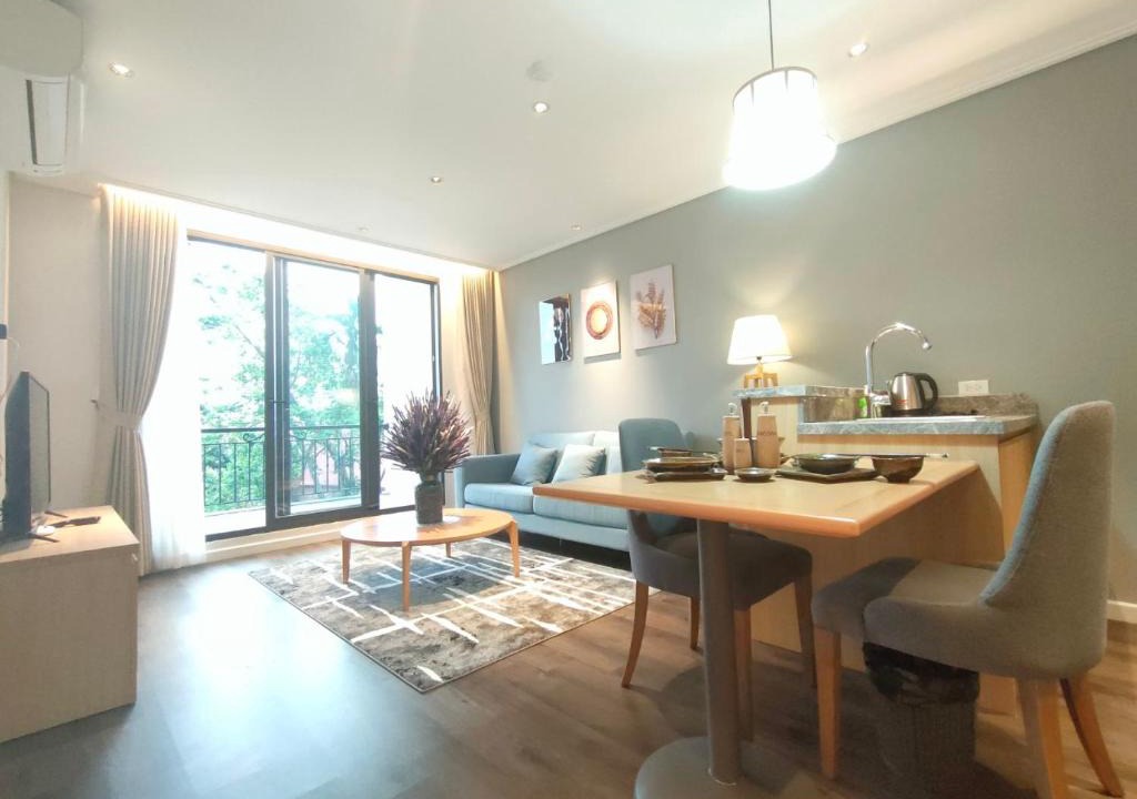 Quang An Apartment | Hong Gia Tue Lake View
