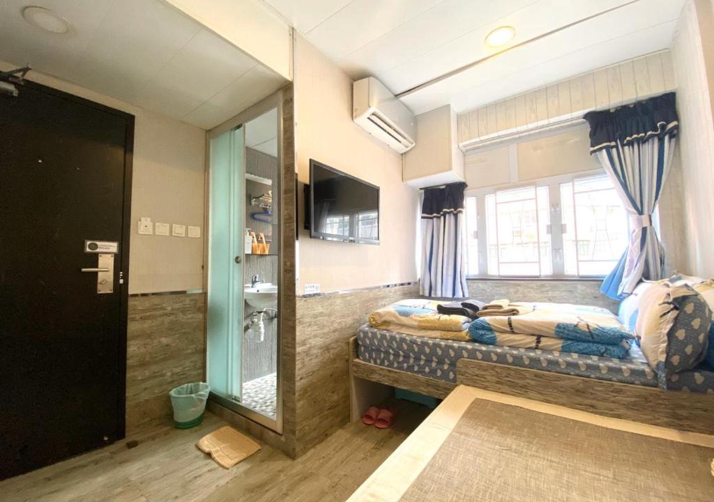 Tsim Sha Tsui House | Hong Kong Hostel (Tsim Sha Tsui Mansion)
