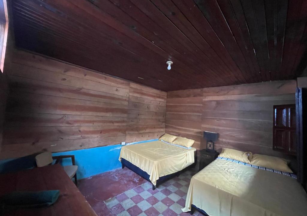 San Agustin Lanquin Bed & Breakfast | Hotel bar y restaurante Millenium Lanquin