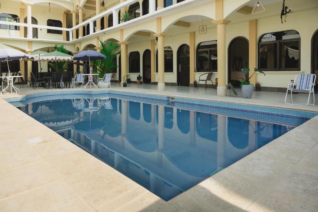 Flores Hotel | Hotel & Brunch Lirio de los Valles