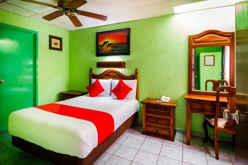 Downtown Guadalajara Hotel | Hotel Canada, Guadalajara
