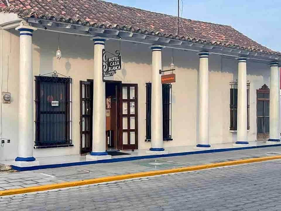 Tlacotalpan Hotel | Hotel Casa Blanca