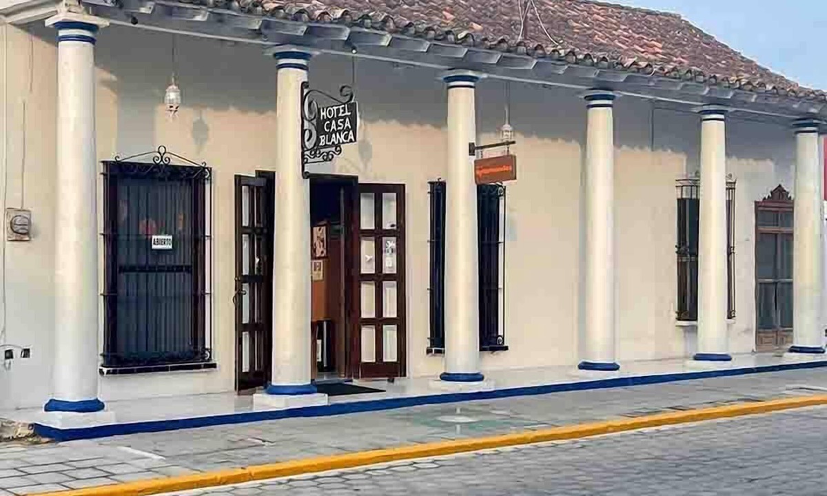 Tlacotalpan Hotel | Hotel Casa Blanca