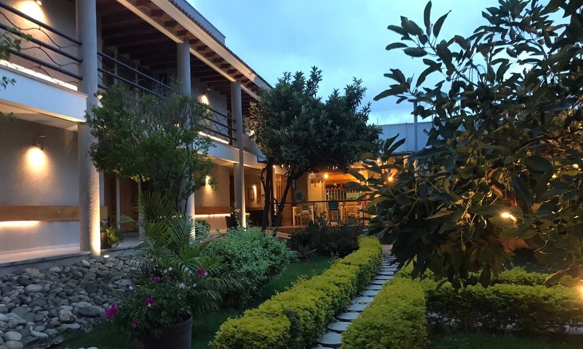 Comitan de Dominguez Hotel | Hotel Casa Caelum