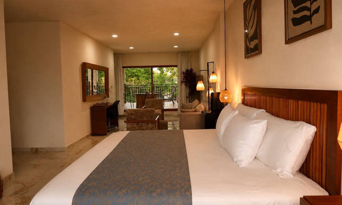 Angel R. Cabada Hotel | Hotel Casa del Rio