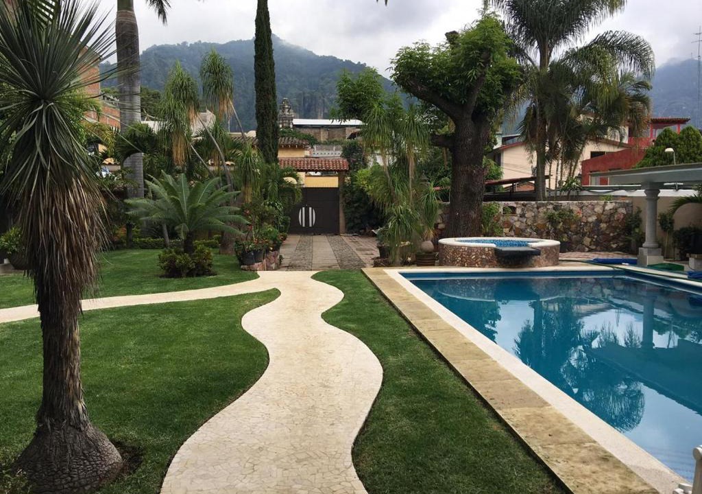 San Miguel Hotel | Hotel Concierge Flor y Canto