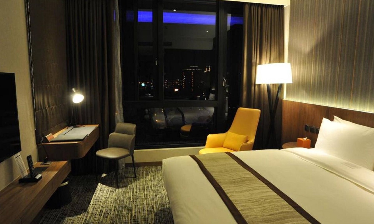Pingzhen District Hotel | Hotel IN