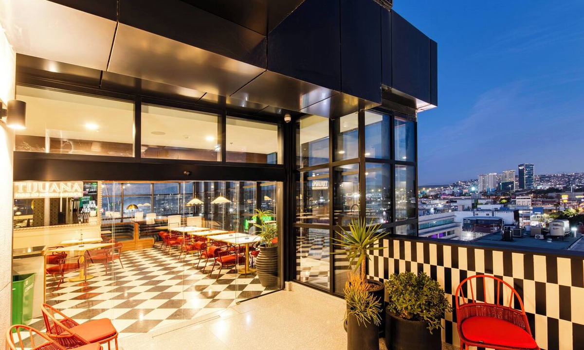 Avenida Revolucion Hotel | Hotel Indigo Tijuana Downtown by IHG