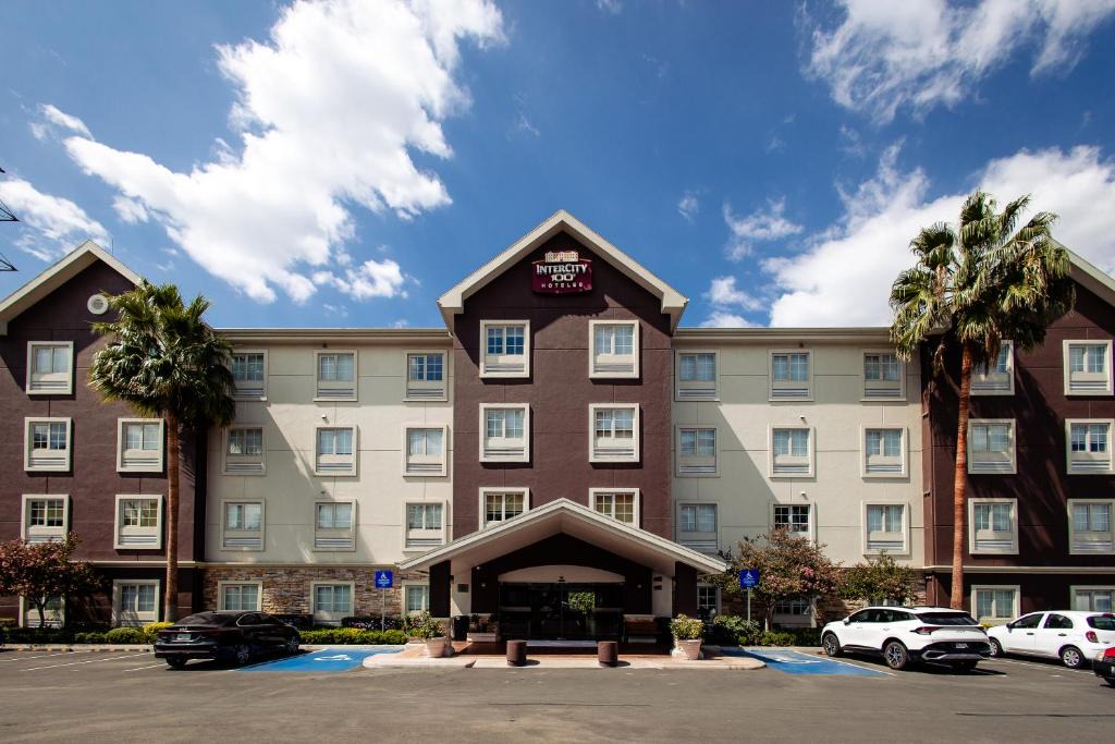 Zapopan Hotel | Hotel Intercity Zapopan
