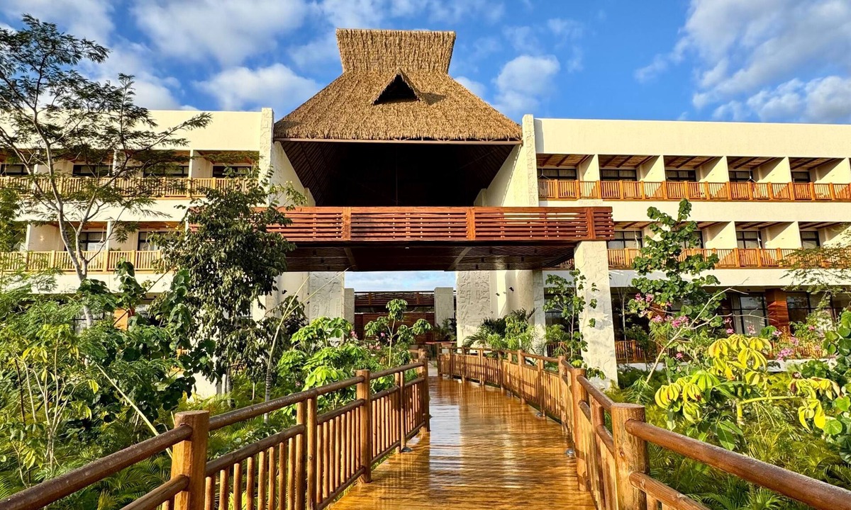 Campeche Hotel | Hotel Mundo Maya Edzná