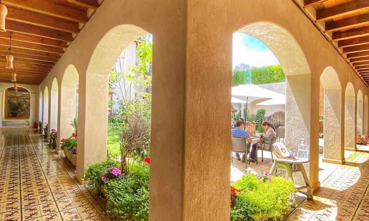 De Mexicanos Hotel | Hotel Junvay