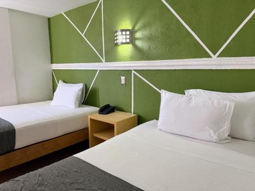 Leon Hotel | Hotel Nueva Zelanda