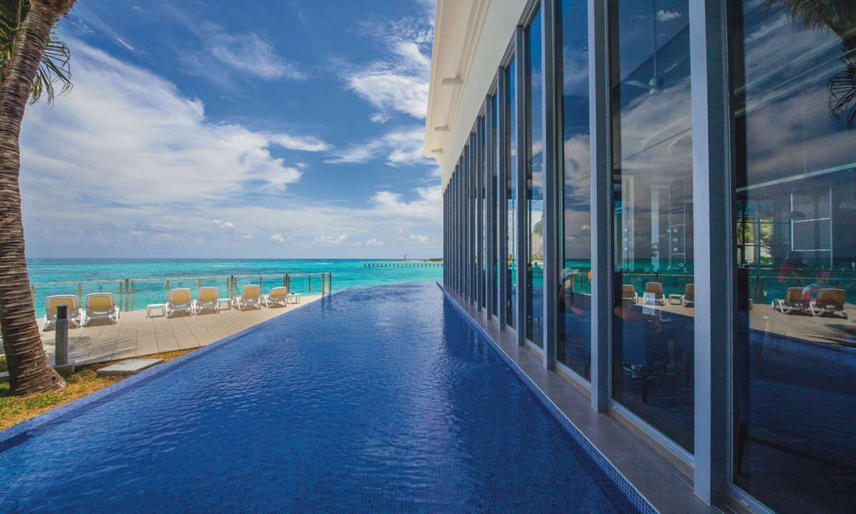 Punta Cancun Resort | Hotel Riu Cancun - Adults Only - All Inclusive