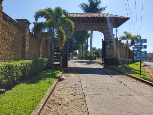 Tacambaro Hotel | Hotel & Spa Quinta Sauz