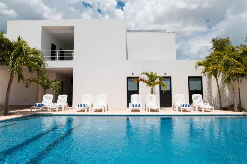 Xcumpich Hotel | Hotel & Suites Yuca Ville Siglo XXI