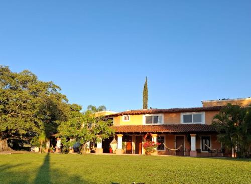 Mascota Hotel | Hotel Villa Cantabria