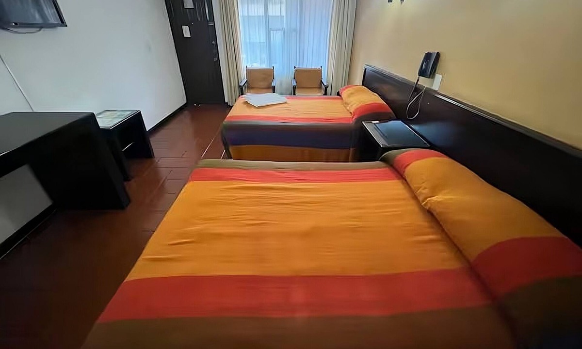 Morelia Hotel | Hotel Villa Capri, 2 double beds 4 Guests