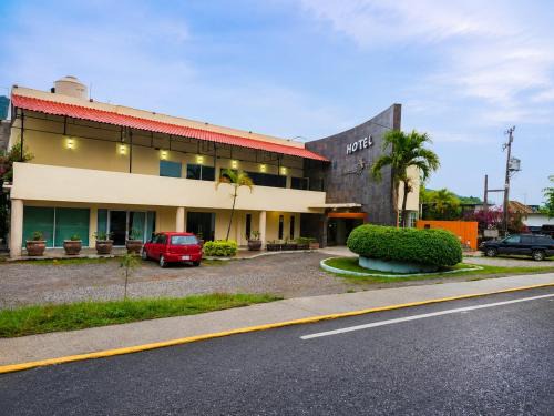 Axtla de Terrazas Hotel | Hotel Vista Verde