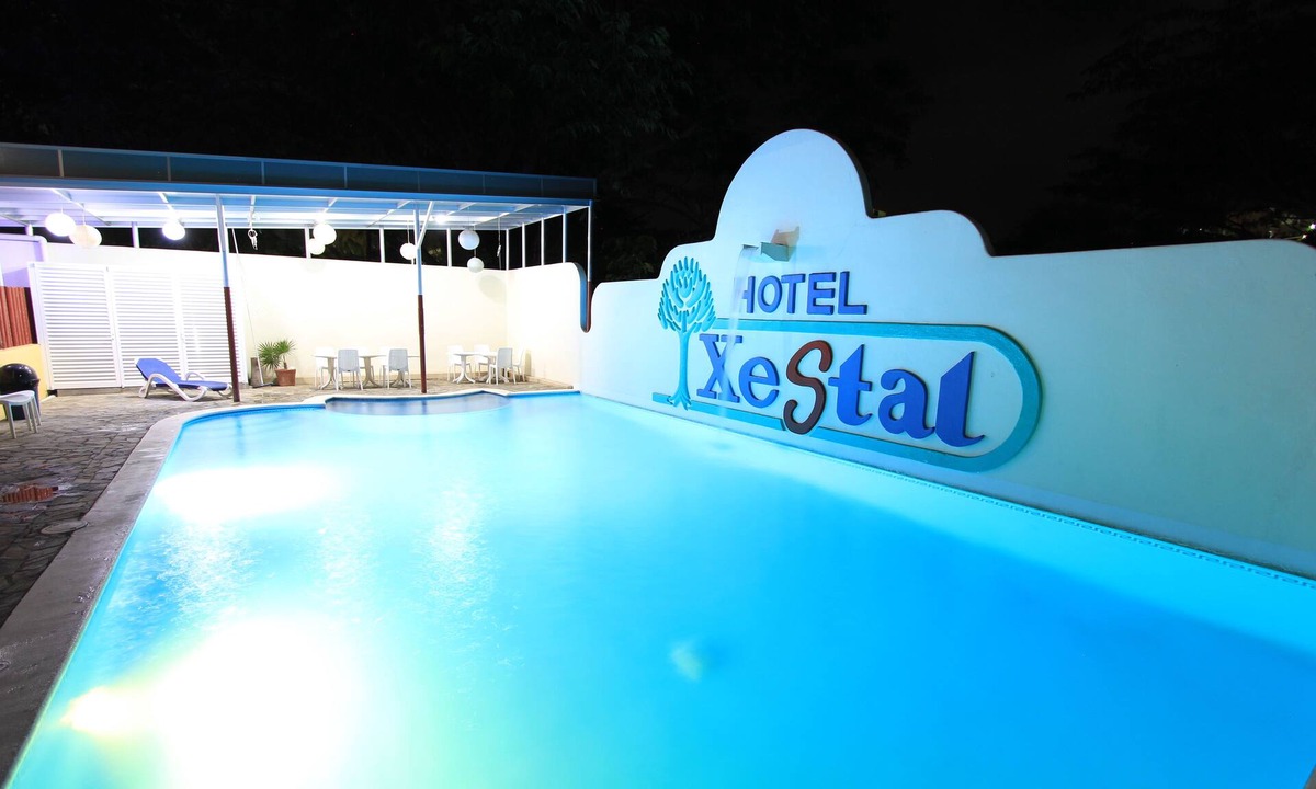 R Hotel | Hotel Xestal