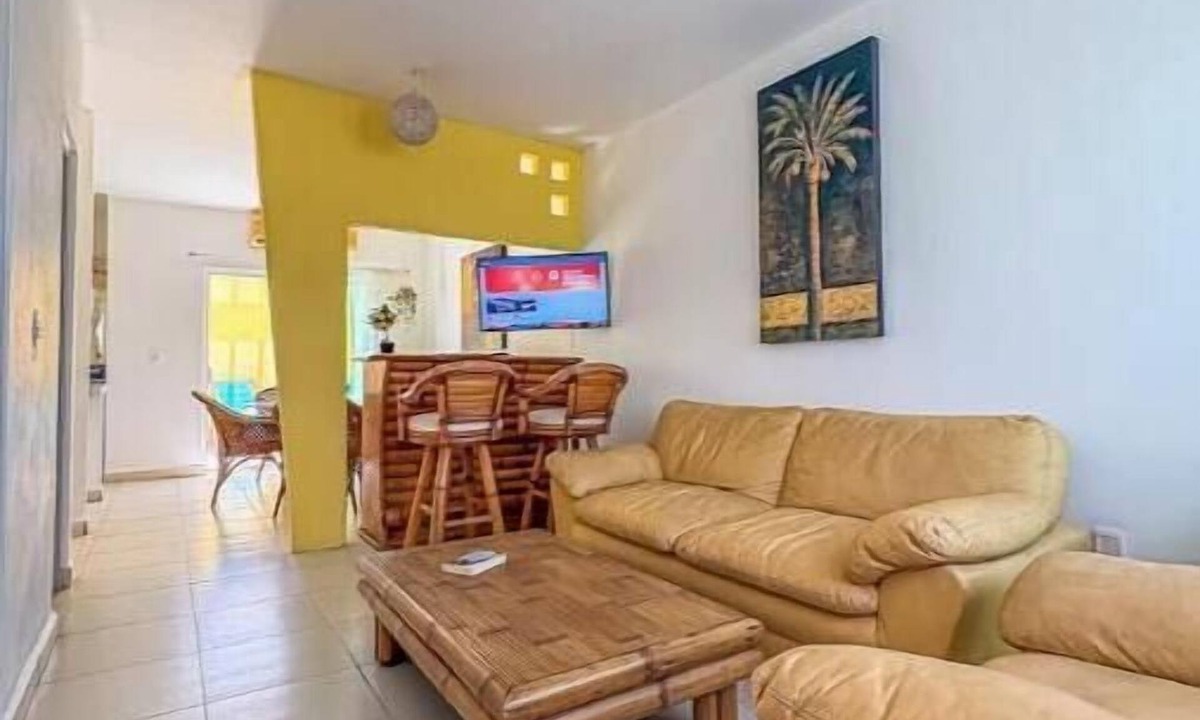 Las Jarretaderas House | House for 8 | Swimming pool | 10 min. beach | WiFi | A/C