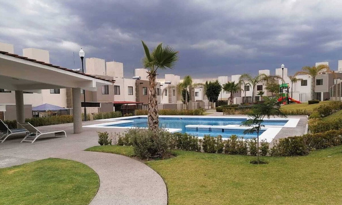 Queretaro House | House