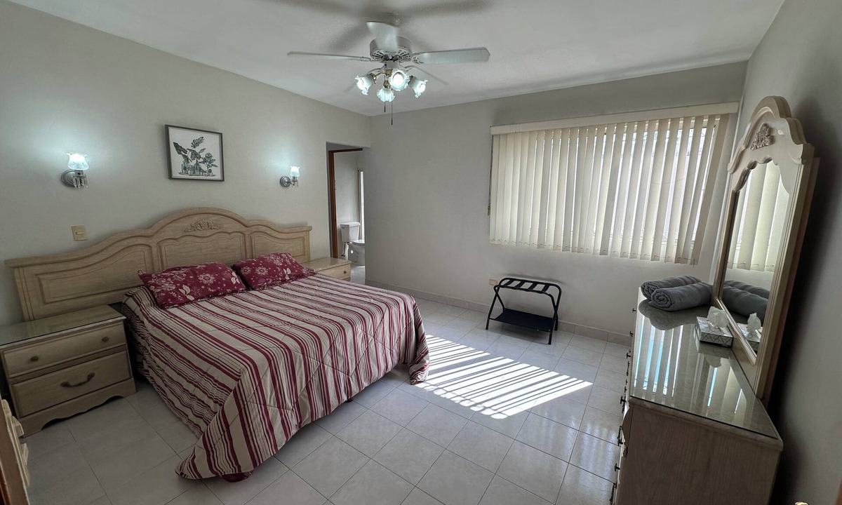Torreon House | House with Excellent Location/Tec de Monterrey/Hospital Angeles/Private/Secure