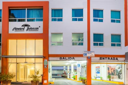 Leon Centro Hotel | Howard Johnson by Wyndham Guanajuato Leon Avenida