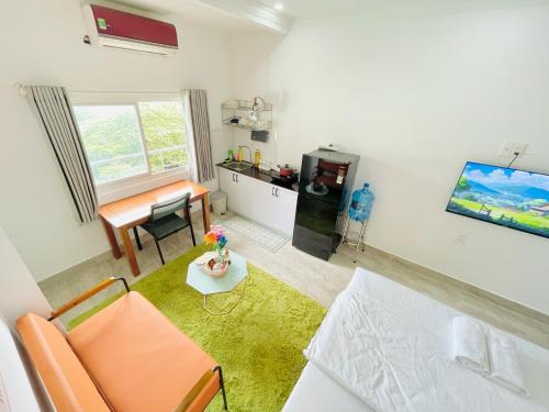 An Phu Apartment | I Riverside 305A I Spacious Studio w Window & Kitchen