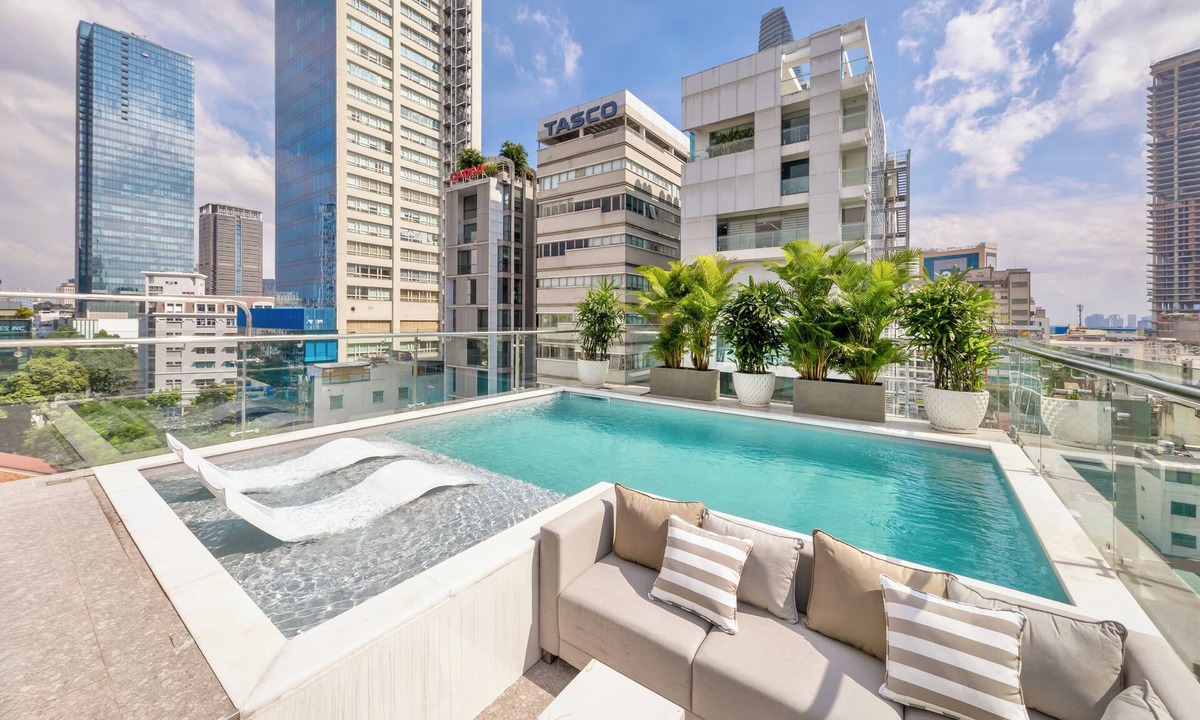 Nguyen Thai Binh Hotel | IconSphere Hotel