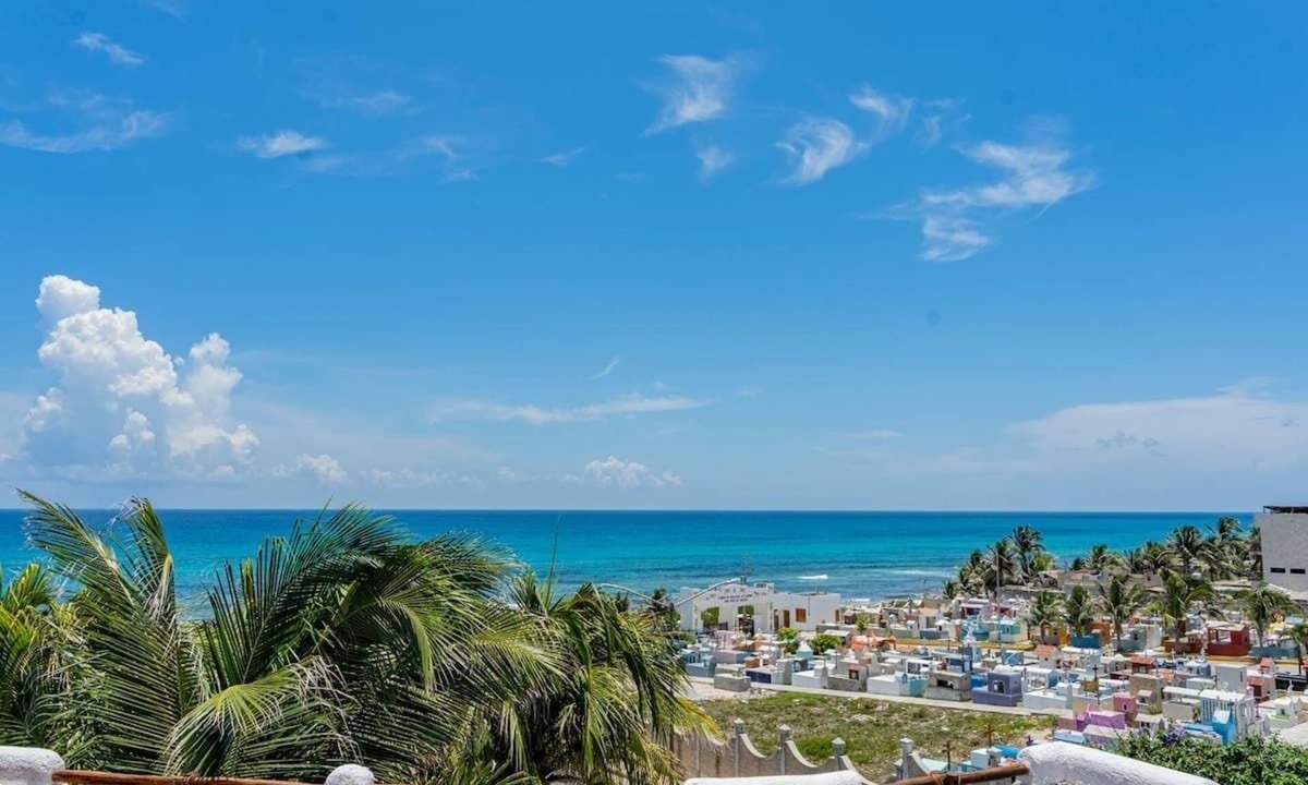 La Gloria Apartment | Island Studio for 6 | Rooftop Ocean Views