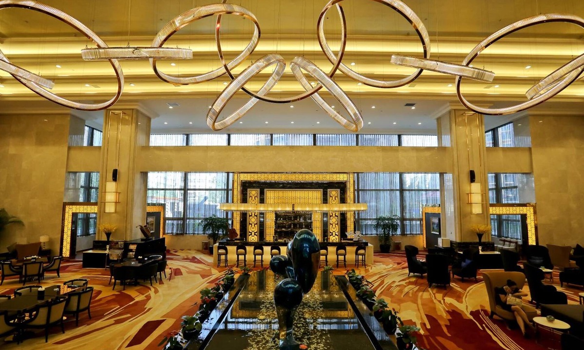 Xinjiang Uygur Hotel | Jin Jiang International Hotel Urumqi