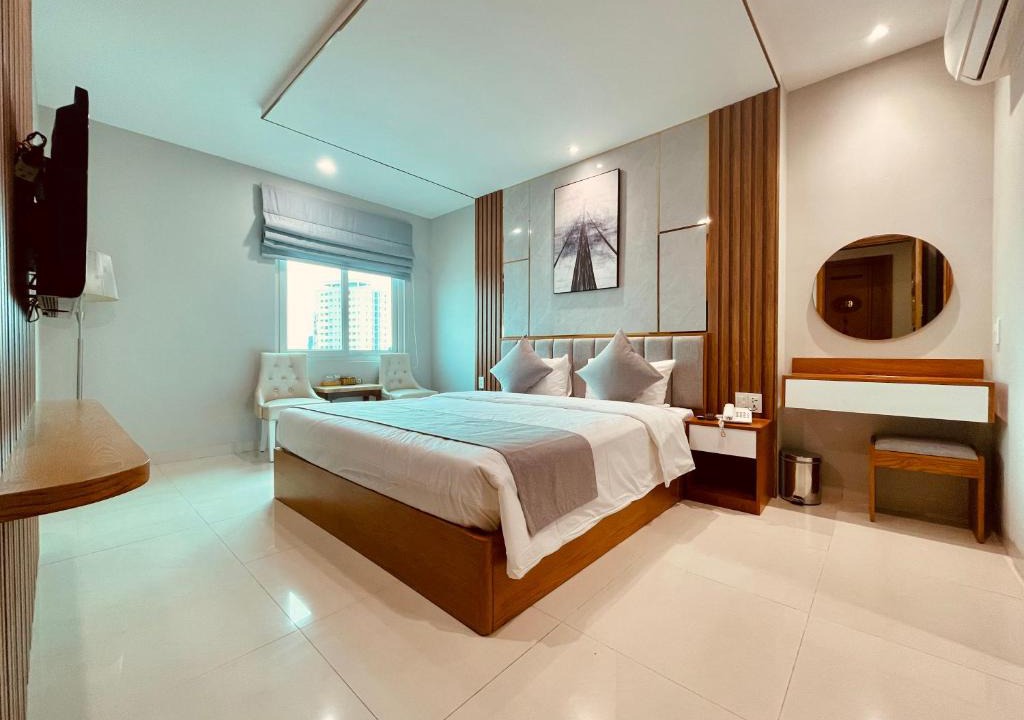 District 10 Hotel | KEN HOTEL