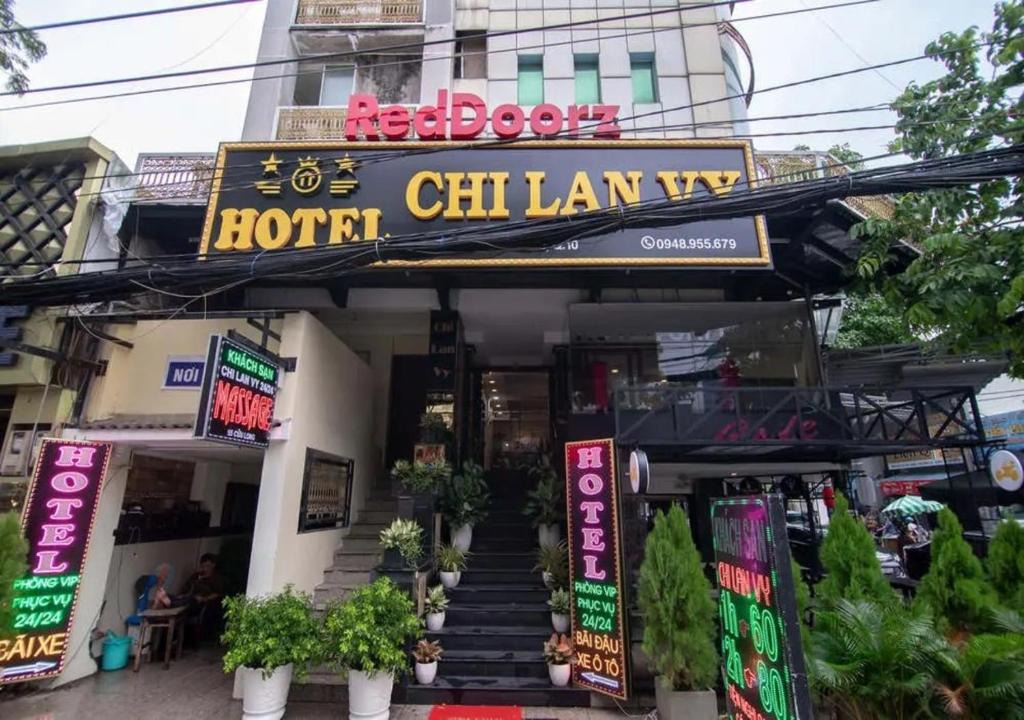 District 10 Hotel | Khách sạn Chi Lan Vy