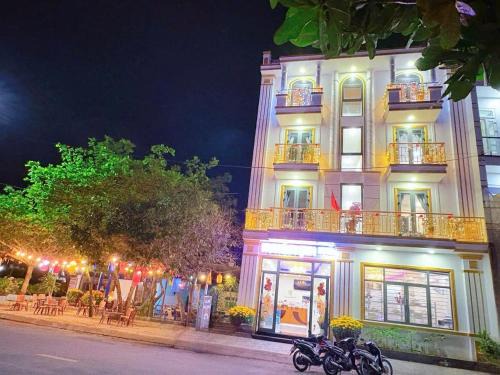 Ly Son Hotel | KHÁCH SẠN HƯNG THỊNH - Gần biển, gần cảng khách - Trung tâm Lý Sơn