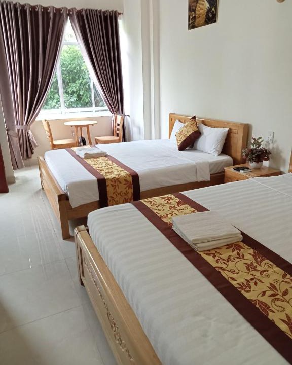 Con Son Hotel | Khách sạn Trọng Tín