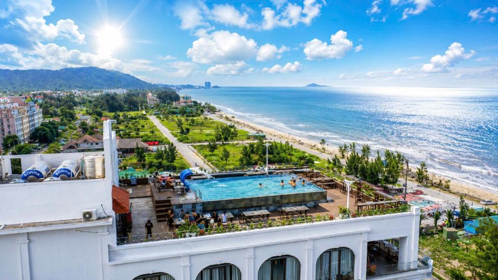 Hoang Hoa Hotel | Khách sạn Wild Horse Biển Hải Tiến