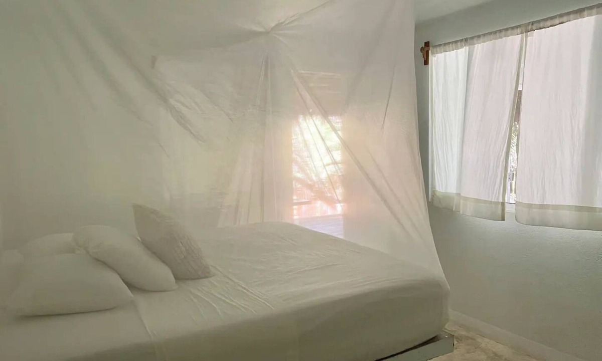 Arroyo Cruz House | King room with Deck pool, in front of bay n beach!