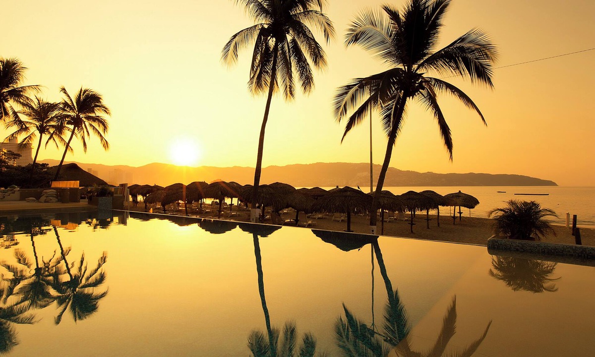 Costera Acapulco Resort | Krystal Beach Acapulco